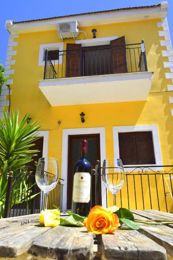 Dourios Ippos Apartments Frikes المظهر الخارجي الصورة