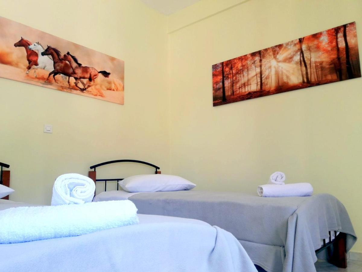 Dourios Ippos Apartments Frikes المظهر الخارجي الصورة